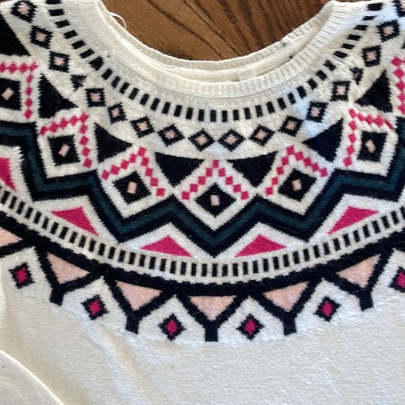H&M Long sleeve Pullover Aztec print White Sweater - Picture 3 of 6